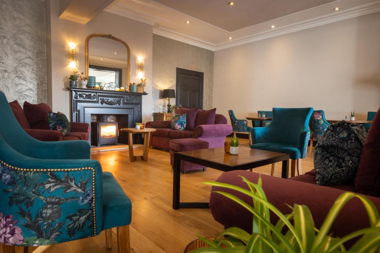 Rowton Hall Hotel And Spa Chester Exterior foto